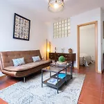 Host Wise - Stylish Adorable Flat In Gaia Apartmán *