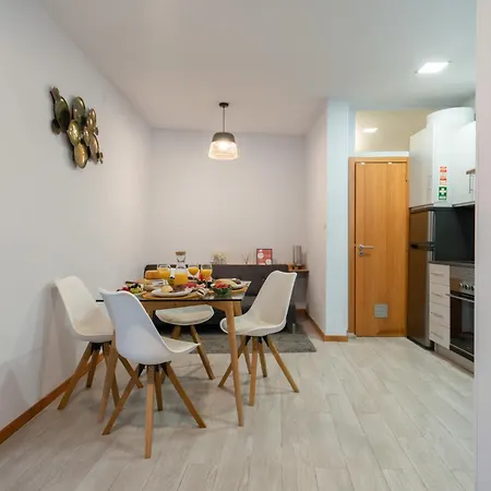Host Wise - Stylish Adorable Flat In Gaia Vila Nova de Gaia