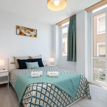 Host Wise - Stylish Adorable Flat In Gaia